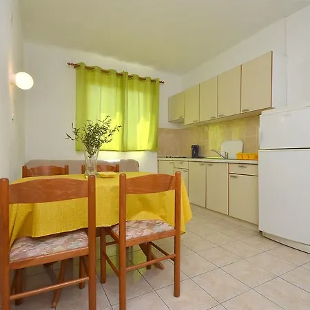Ivica Appartement *